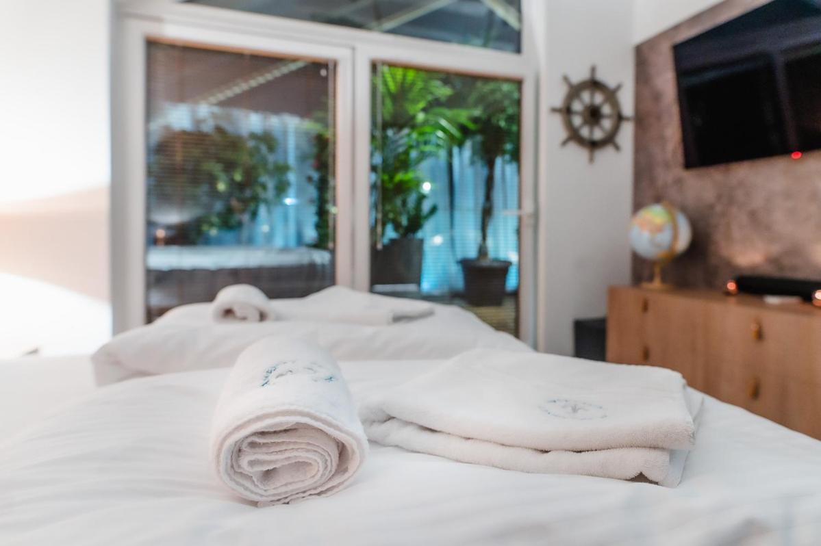 Apartamenty Kapitanskie - Plywajace Oława Εξωτερικό φωτογραφία